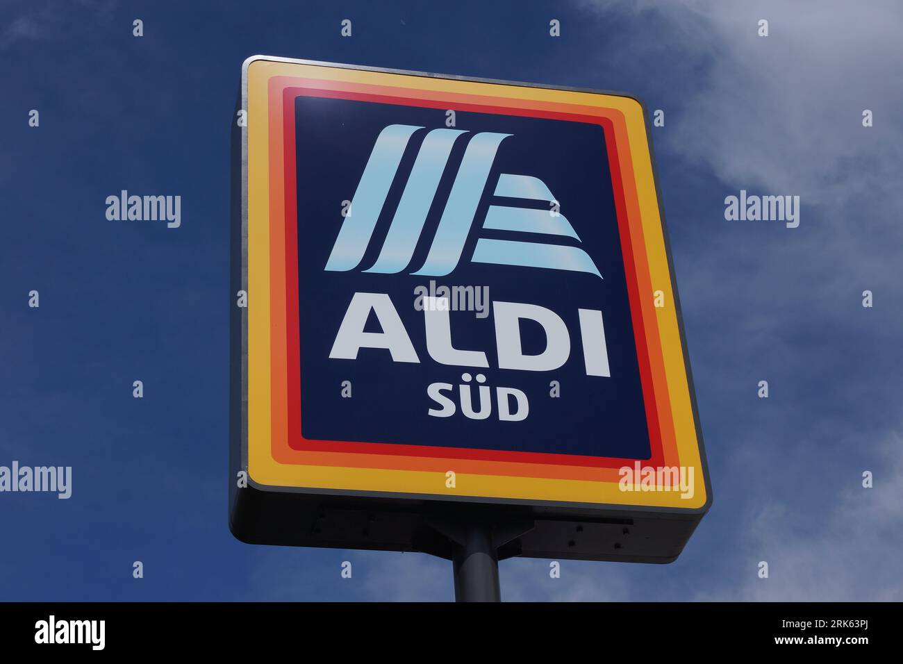Aldi Sued Hi res Stock Photography And Images Alamy