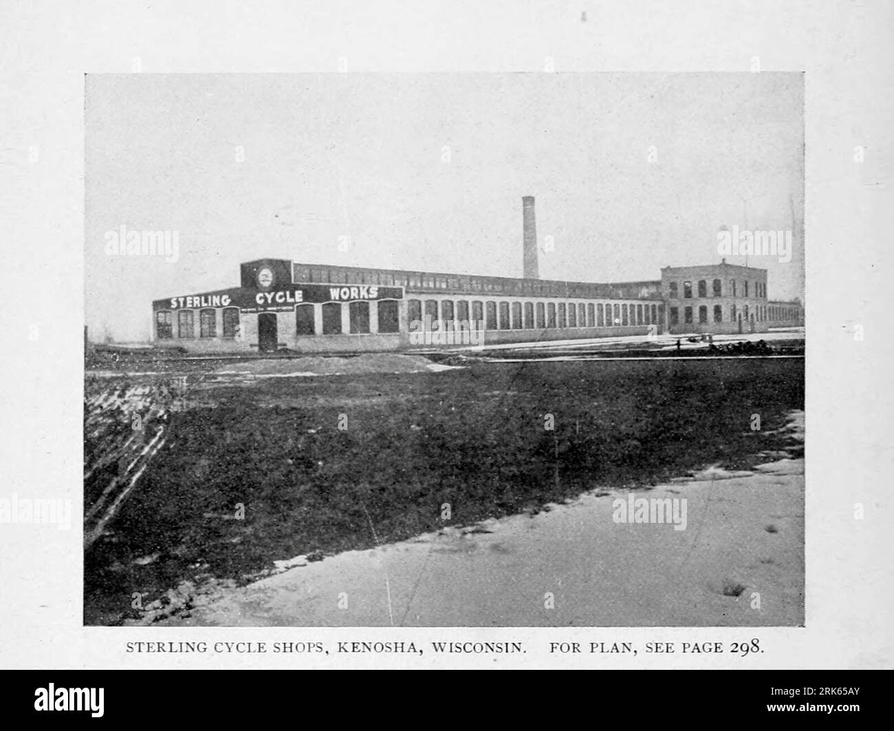 Sterling Cycle Works, Kenosha, Wisconsin from the Article MODERN MACHINE-SHOP ECONOMICS PRIME REQUISITES OF SHOP CONSTRUCTION By Horace L. Arnold from The Engineering Magazine DEVOTED TO INDUSTRIAL PROGRESS Volume XI October 1896 NEW YORK The Engineering Magazine Co Stock Photo