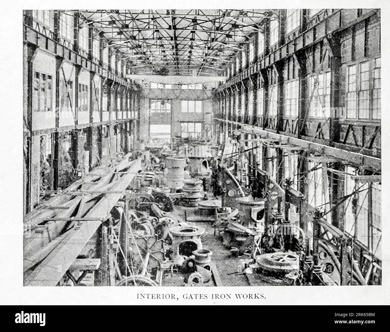 Interior Gates Iron Works, Chicago, Illinois from the Article MODERN MACHINE-SHOP ECONOMICS PRIME REQUISITES OF SHOP CONSTRUCTION By Horace L. Arnold from The Engineering Magazine DEVOTED TO INDUSTRIAL PROGRESS Volume XI October 1896 NEW YORK The Engineering Magazine Co Stock Photo