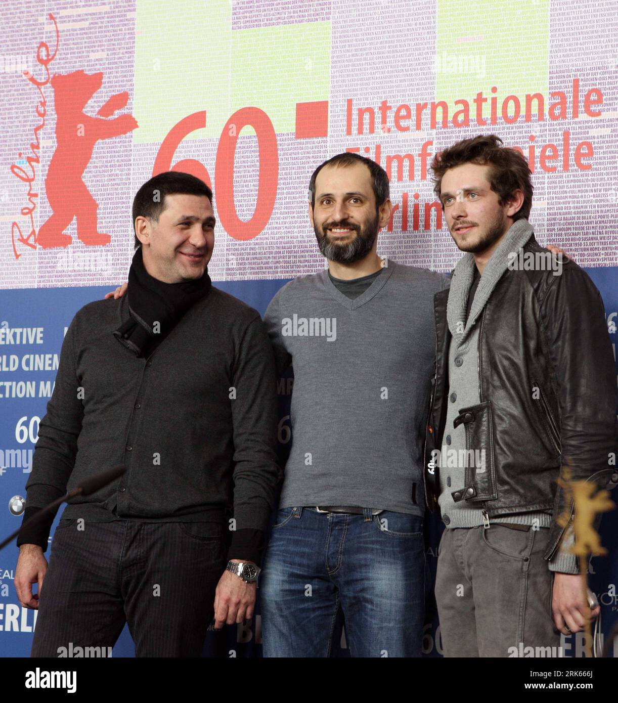 Bildnummer: 53803210  Datum: 17.02.2010  Copyright: imago/Xinhua (100217) -- BERLIN, Feb. 17, 2010 (Xinhua) -- Russian actor Grigoriy Dobrygin, Russian director Alexej Popogrebsky and Russian actor Sergei Puskepalis (R-L) pose for pictures during a press conference for the film How I Ended This Summer during the 60th Berlin International Film Festival in Berlin, capital of Germany, Feb. 17, 2010. Twenty pictures are vying for the coveted Golden Bear top prize at the film festival taking place from February 11 to 21, 2010. (Xinhua/Luo Huanhuan) (gxr) (1)GERMANY-HOW I ENDED THIS SUMMER PUBLICATI Stock Photo