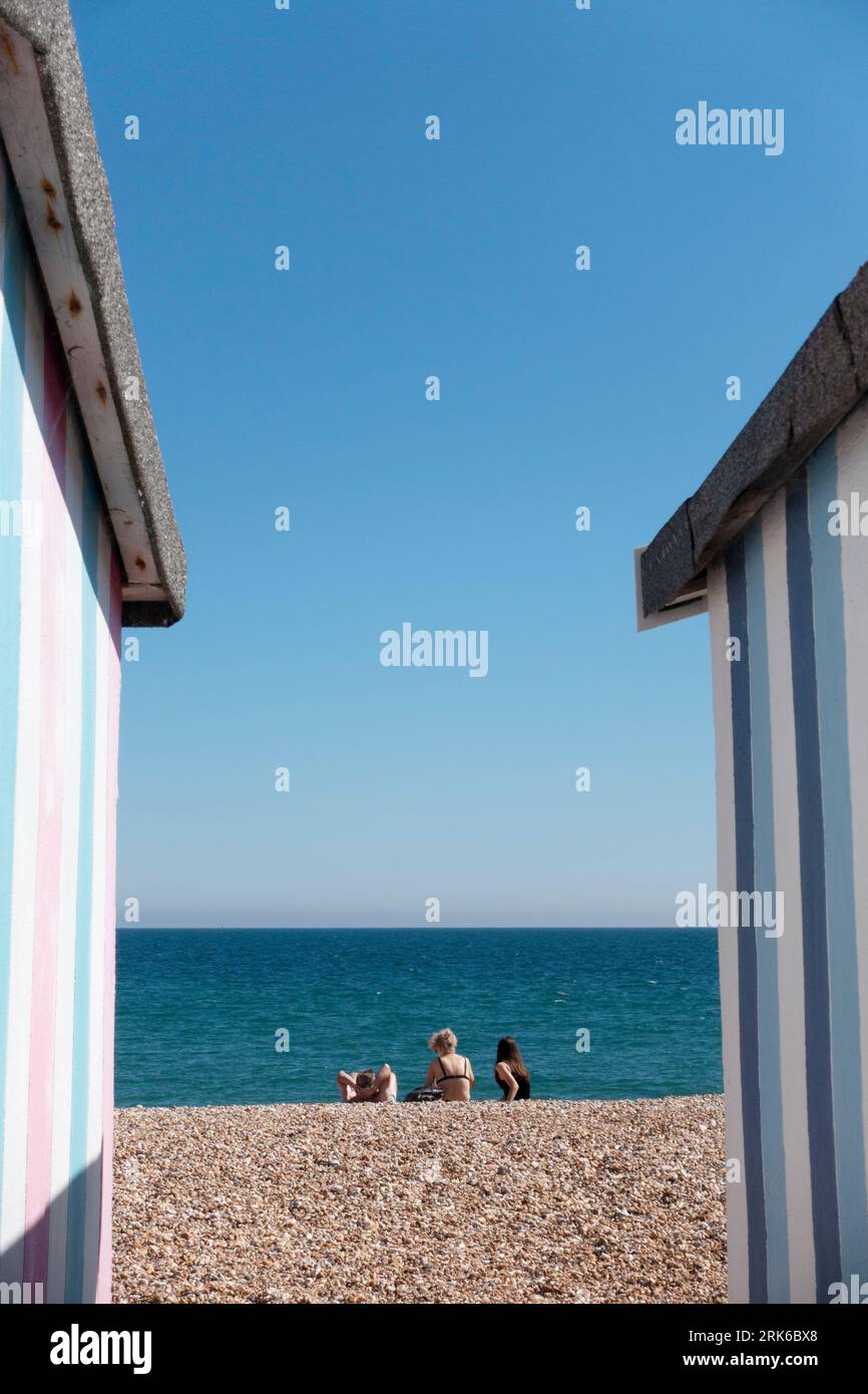 Aldwick beach hires stock photography and images Alamy