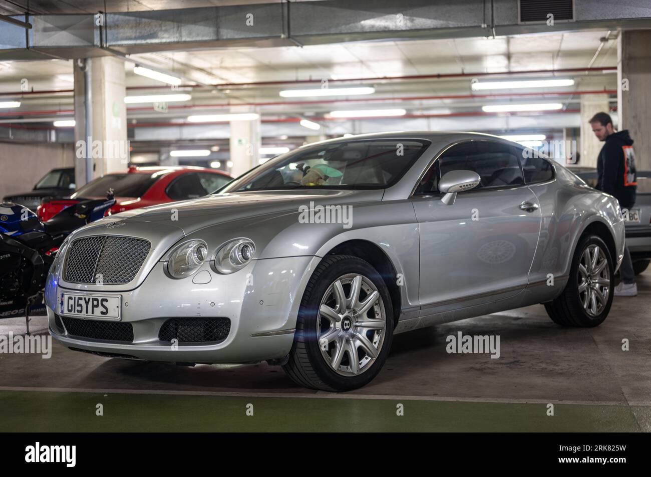 Silver bentley continental gt hi-res stock photography and images - Alamy