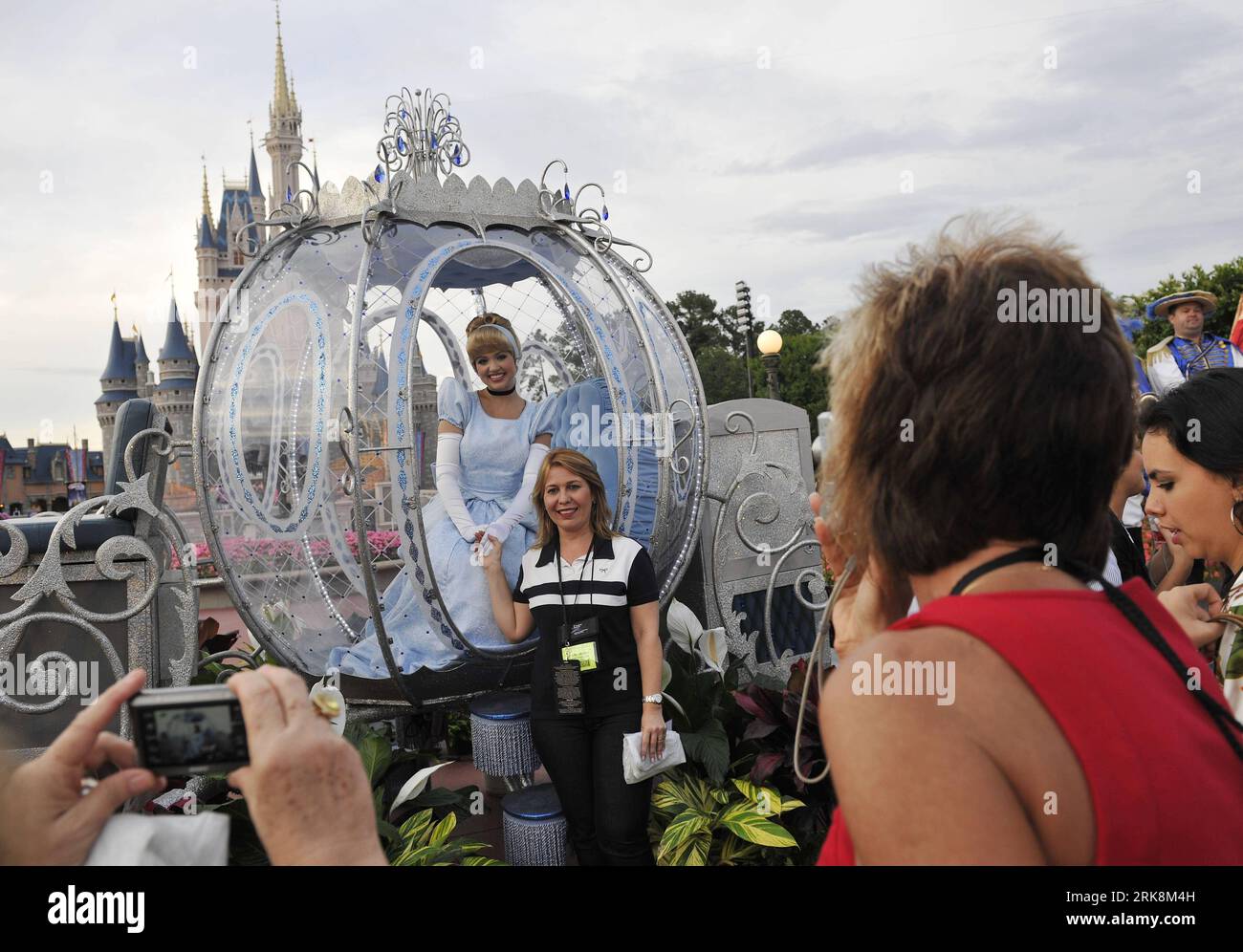 Disney marketplace hi-res stock photography and images - Alamy