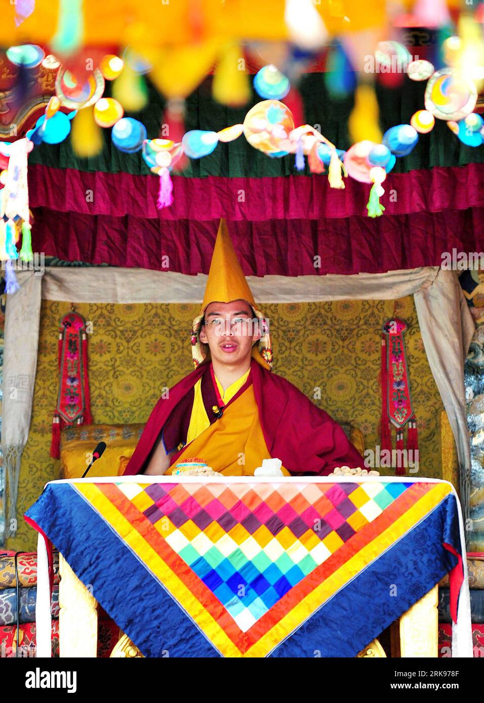 10th panchen lama hi-res stock photography and images - Alamy