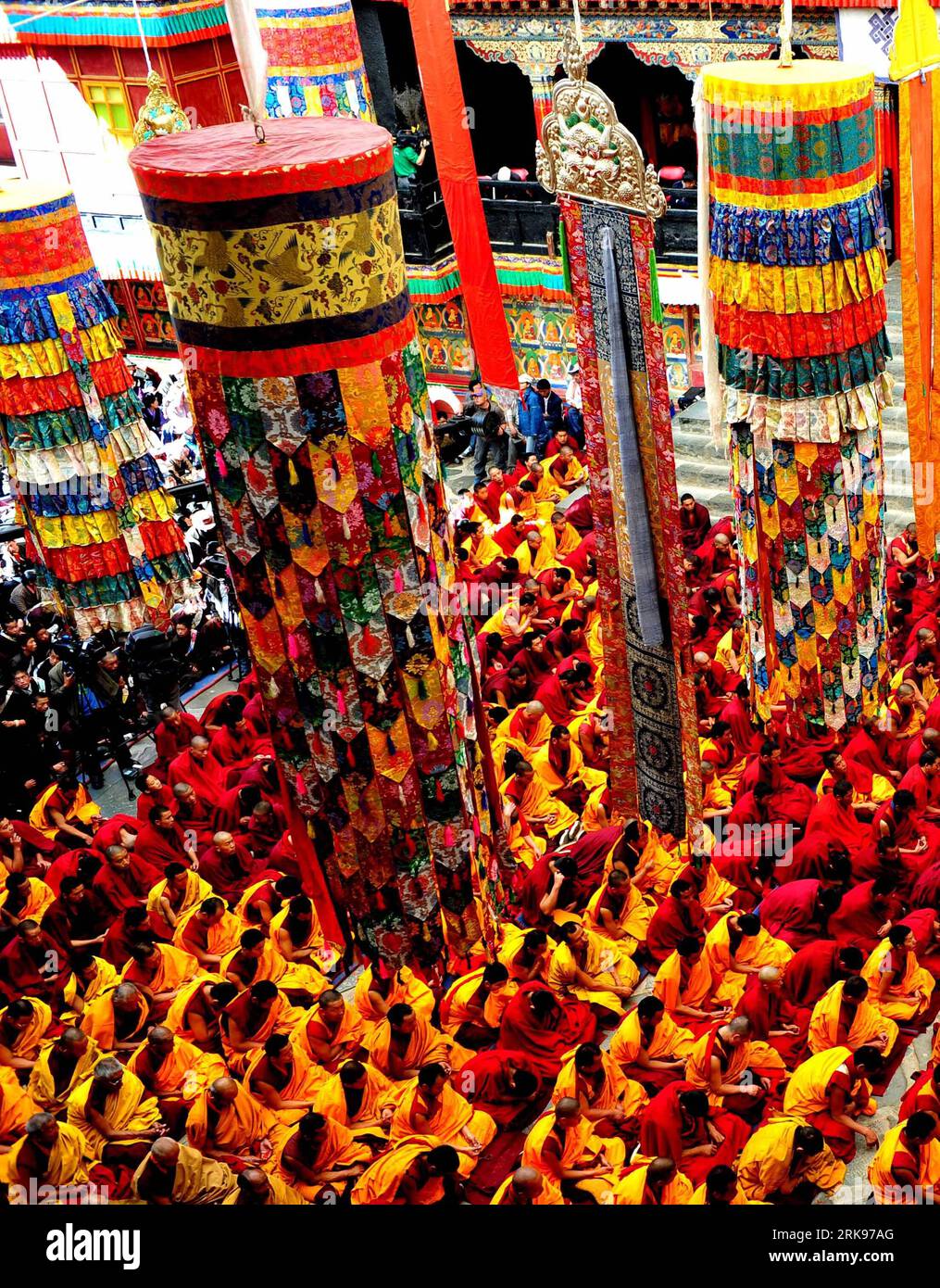 10th panchen lama hi-res stock photography and images - Alamy