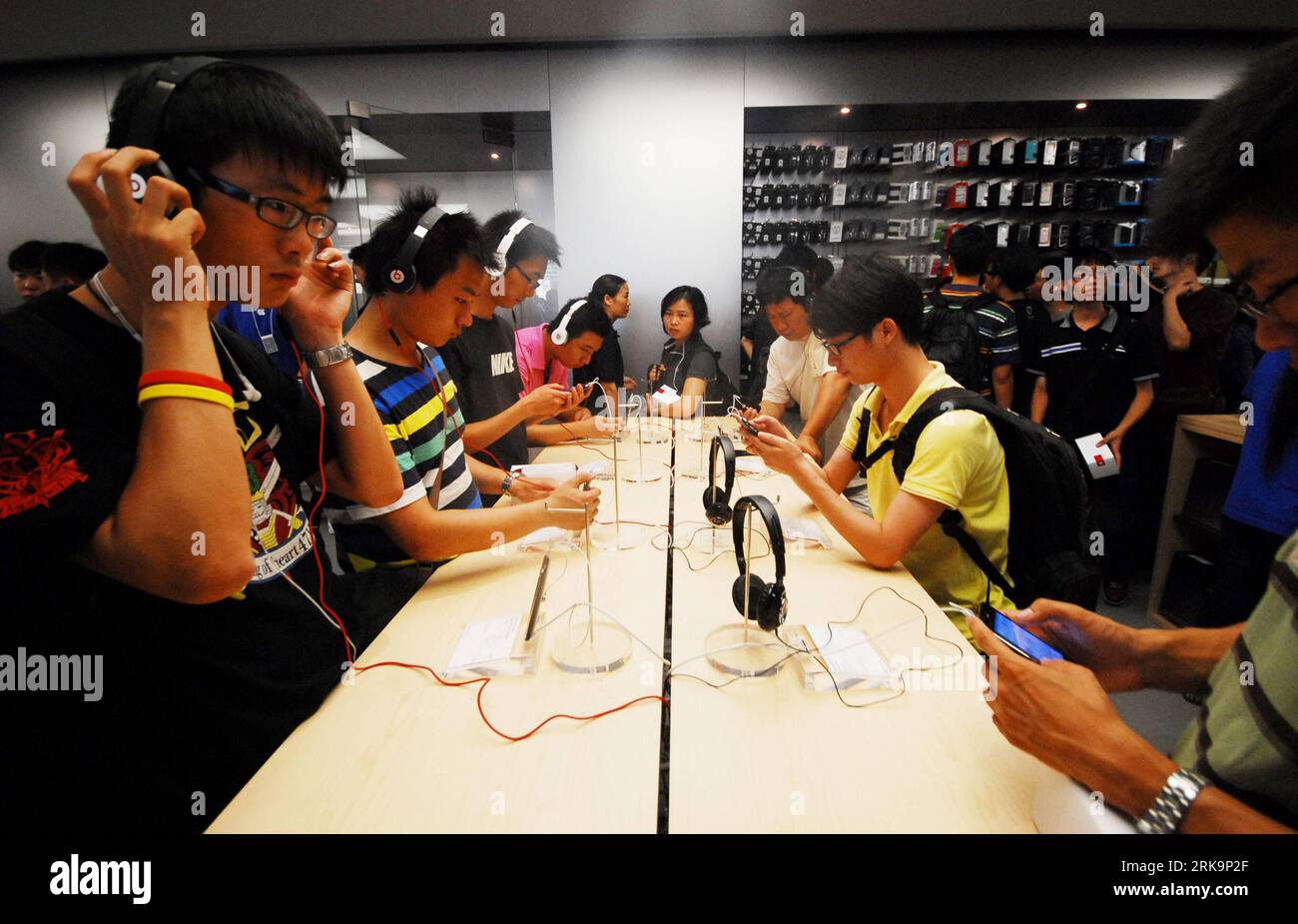 Apple Changsha opens Saturday in China - Apple