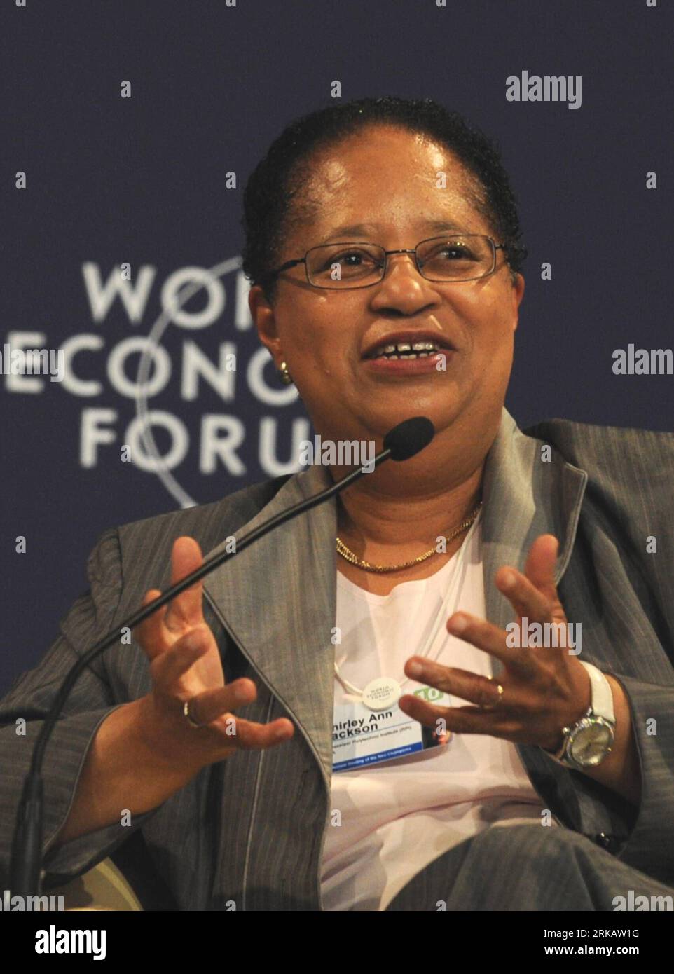 100915 -- TIANJIN, Sept. 15, 2010 Xinhua -- Shirley Ann Jackson, president of Rensselaer Polytechnic Institute RPI of USA, speaks at the discussion about the hypothetical question on  What if: the United States remains in a jobless recovery in 2011   during the World Economic Forum s Annual Meeting of the New Champions 2010, also known as the fourth Summer Davos Forum, in north China s Tianjin Municipality on Sept. 15, 2010. Xinhua/Ma Pingaxy DAVOS 2010-CHINA-TIANJIN-HYPOTHETICAL QUESTION PUBLICATIONxNOTxINxCHN Stock Photo