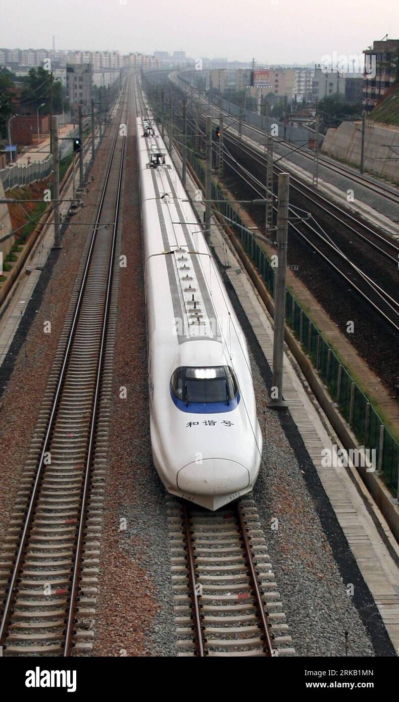 Train china railway high speed crh runs hires stock photography and