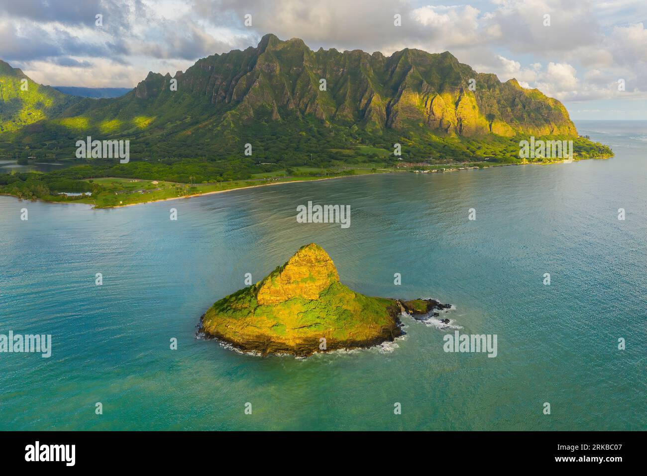 The Chinaman's Hat Island and coast of Oahu, Hawaii, Pacific Ocean, Hawaiian Islands Stock Photo