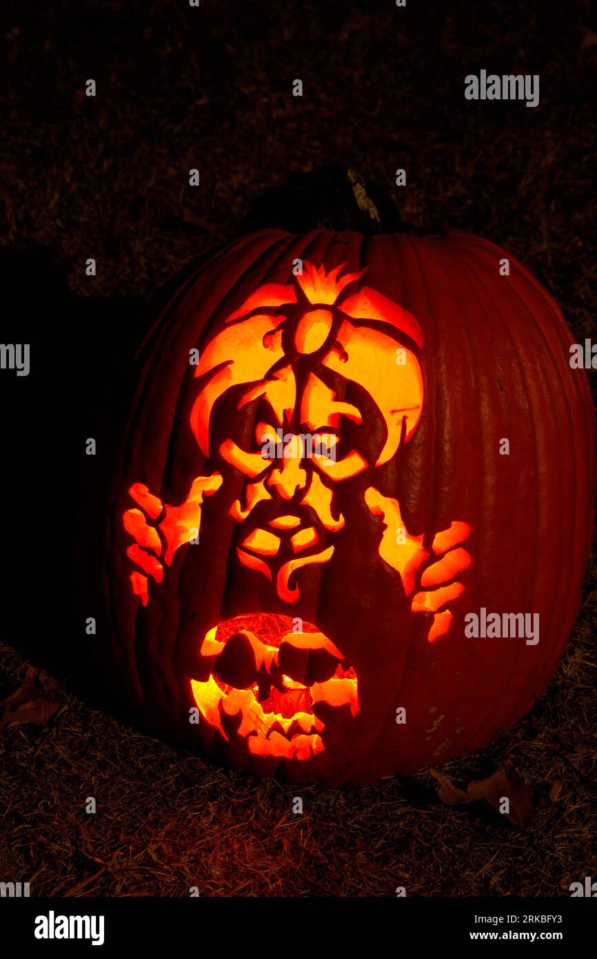 Wizard. Halloween theme carved pumpkin. The Stoddard Avenue Pumpkin Glow. Dayton, Ohio, USA. Stock Photo
