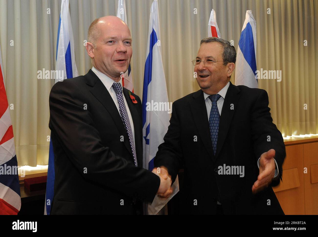 Bildnummer: 54606565  Datum: 04.11.2010  Copyright: imago/Xinhua (101104) -- TEL AVIV, Nov.4, 2010 (Xinhua) -- Israeli Defense Minister Ehud Barak (R) meets with British Foreign Secretary William Hague in Tel Aviv, Israel, on Nov. 4, 2010.(Xinhua/POOL/Ahikam Seri)(zl) ISRAEL-BRITAIN-MEETING PUBLICATIONxNOTxINxCHN People Politik kbdig xdp 2010 quer premiumd     Bildnummer 54606565 Date 04 11 2010 Copyright Imago XINHUA  Tel Aviv Nov 4 2010 XINHUA Israeli Defense Ministers Ehud Barak r Meets With British Foreign Secretary William Hague in Tel Aviv Israel ON Nov 4 2010 XINHUA Pool Ahikam Seri ZL Stock Photo