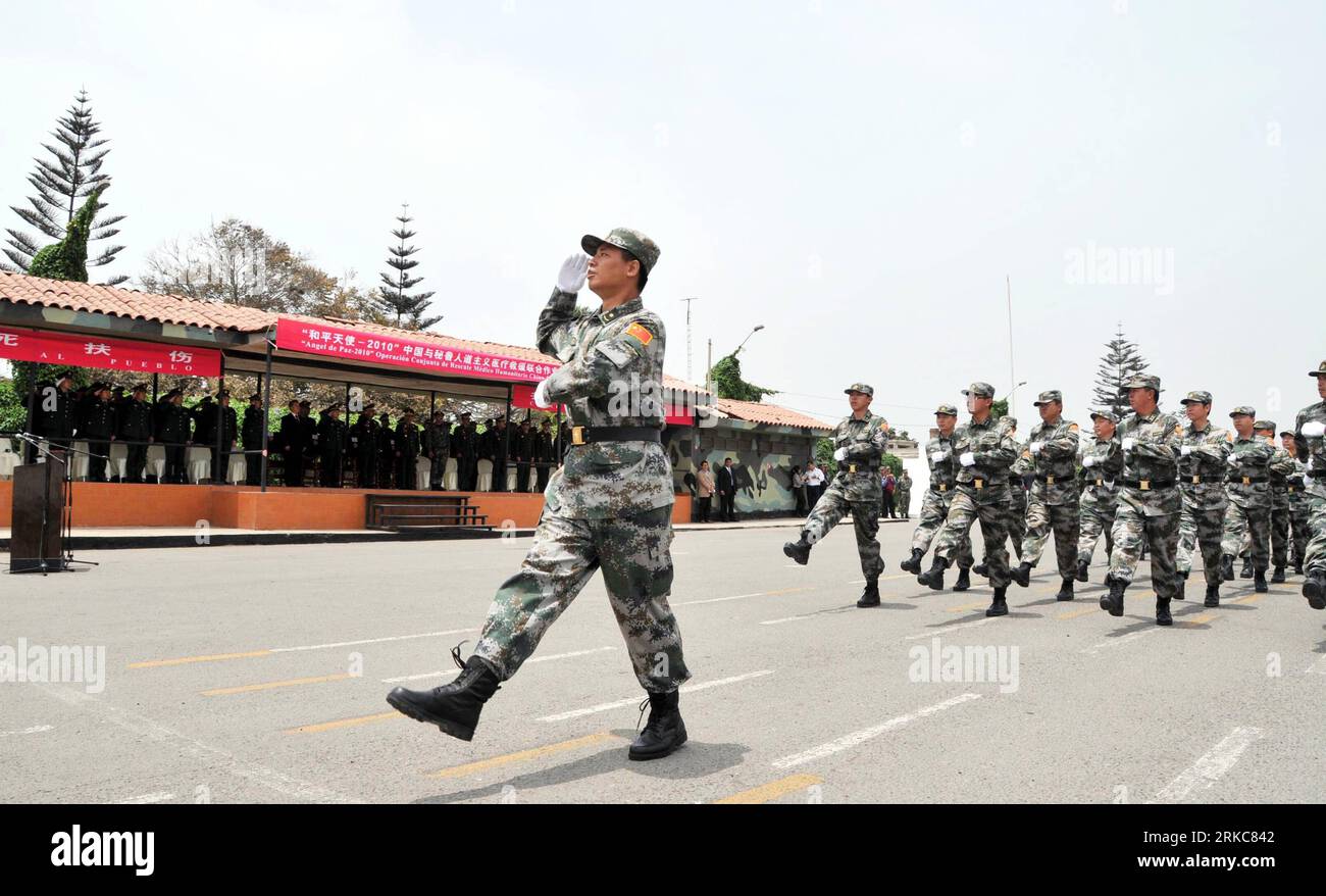 Bildnummer: 54694429 Datum: 01.12.2010 Copyright: imago/Xinhua (101201) -- LIMA, Dec. 1, 2010 (Xinhua) -- Members of Chinese Medical Team march during the closing ceremony of Angel de la Paz 2010 (Angel of Bildnummer: 54694429 Datum: 01.12.2010 Copyright: imago/Xinhua (101201) -- LIMA, Dec. 1, 2010 (Xinhua) -- Members of Chinese Medical Team march during the closing ceremony of Angel de la Paz 2010 (Angel of