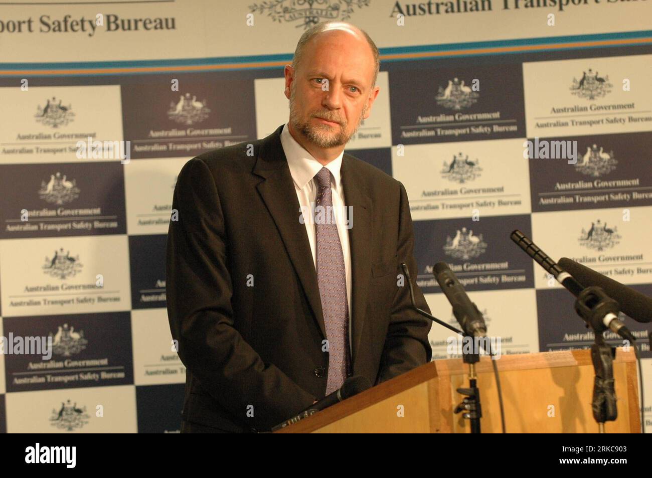 The australian transport safety bureau hi-res stock photography and ...