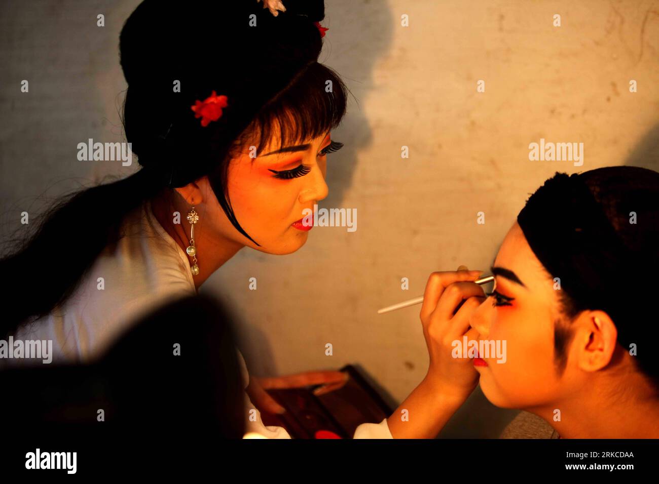 Farming villages china painting hires stock photography and images Alamy