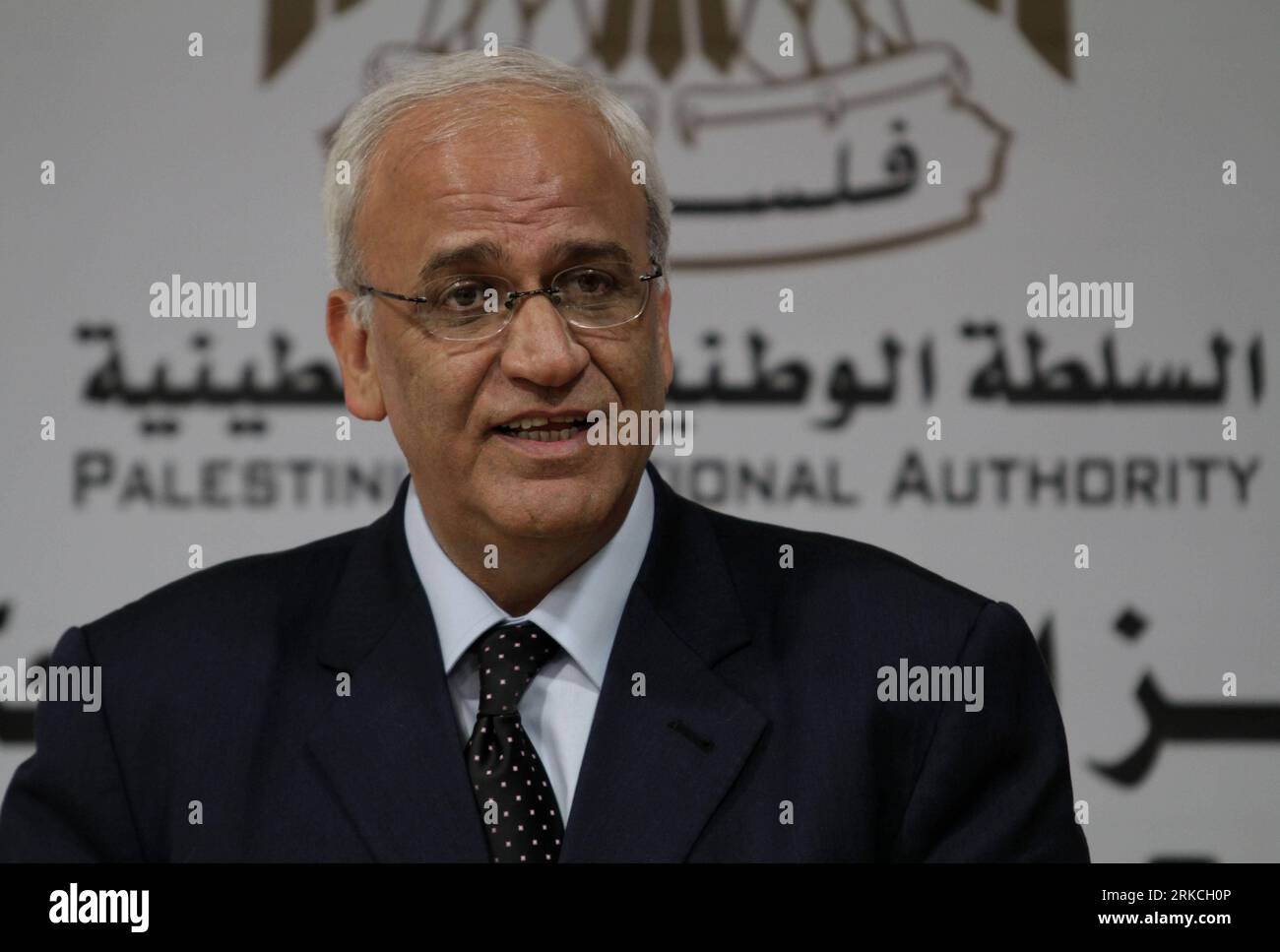 101222 -- BETHLEHEM, Dec. 22, 2010 Xinhua -- Chief Palestinian negotiator Saeb Erekat speaks during a press conference after his tour in the West Bank city of Bethlehem, Dec. 22, 2010. Saeb Erekat said Wednesday that the Palestinian Authority is wary of an Israeli attack on Gaza, warning that such a move would only complicate matters further, Israel Radio reported. Xinhua/Luay Sababa wjd MIDEAST-BETHLEHEM-PALESTINE-SITUATION PUBLICATIONxNOTxINxCHN Stock Photo