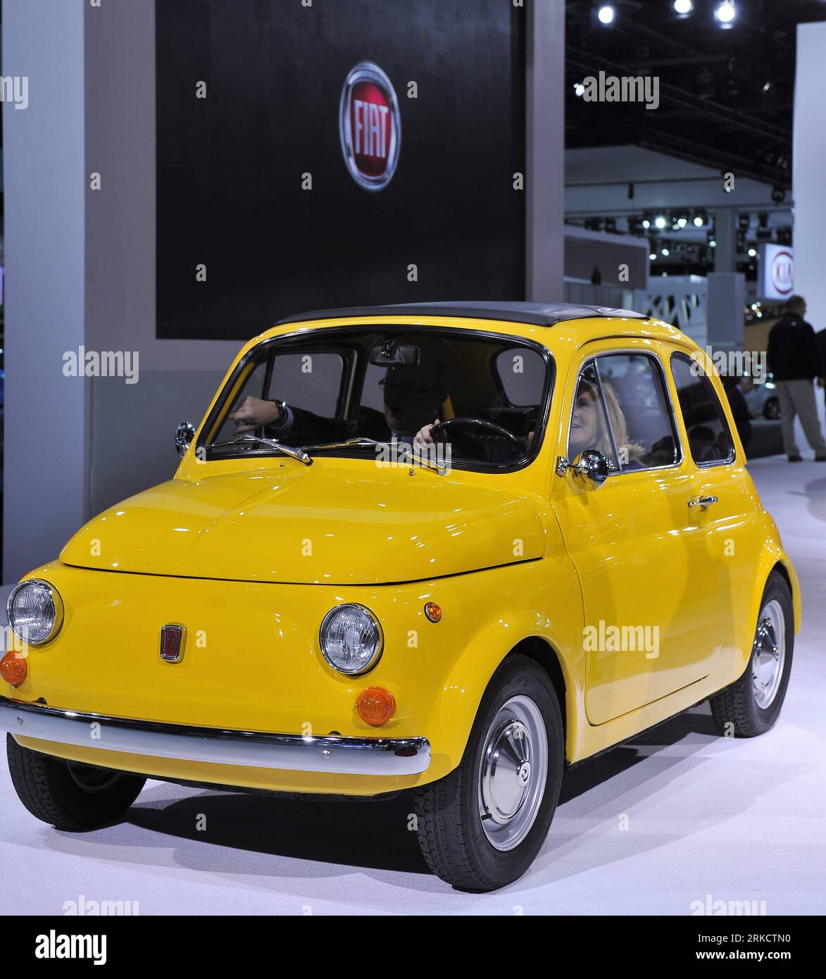 Bildnummer: 54804542  Datum: 11.01.2011  Copyright: imago/Xinhua (110112) -- DETROIT, Jan. 12, 2011 (Xinhua) -- The 1970 Fiat 500L is displayed during the North American International Auto Show (NAIAS) in Detroit, the United States, Jan. 11, 2011. More than 5,000 journalists worldwide would attend the world s premier auto industry events. It was forecast that more than 700,000 visitors would attend the gala this year, which runs through January 23. (Xinhua/Zhang Jun)(msq) U.S.-DETROIT-AUTO SHOW PUBLICATIONxNOTxINxCHN Wirtschaft Automesse Objekte premiumd kbdig xsk 2011 quadrat Highlight  o0 Au Stock Photo