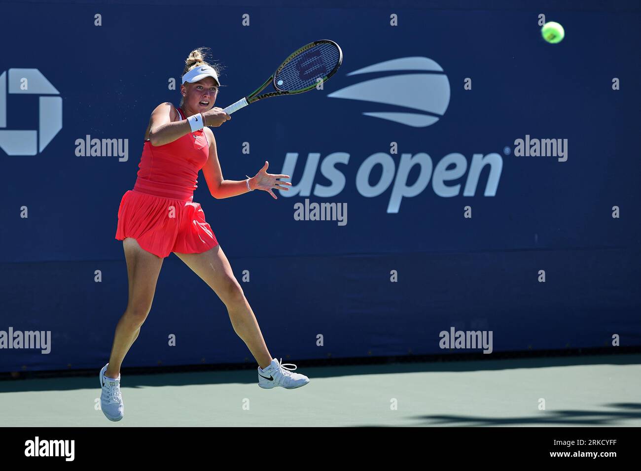 New York, New York, USA. 23rd Aug, 2023. Brenda Fruhvirtova (CZE) in action during the 2023 US Open - Grand Slam (Credit Image: © Mathias Schulz/ZUMA Press Wire) EDITORIAL USAGE ONLY! Not for Commercial USAGE! Stock Photo