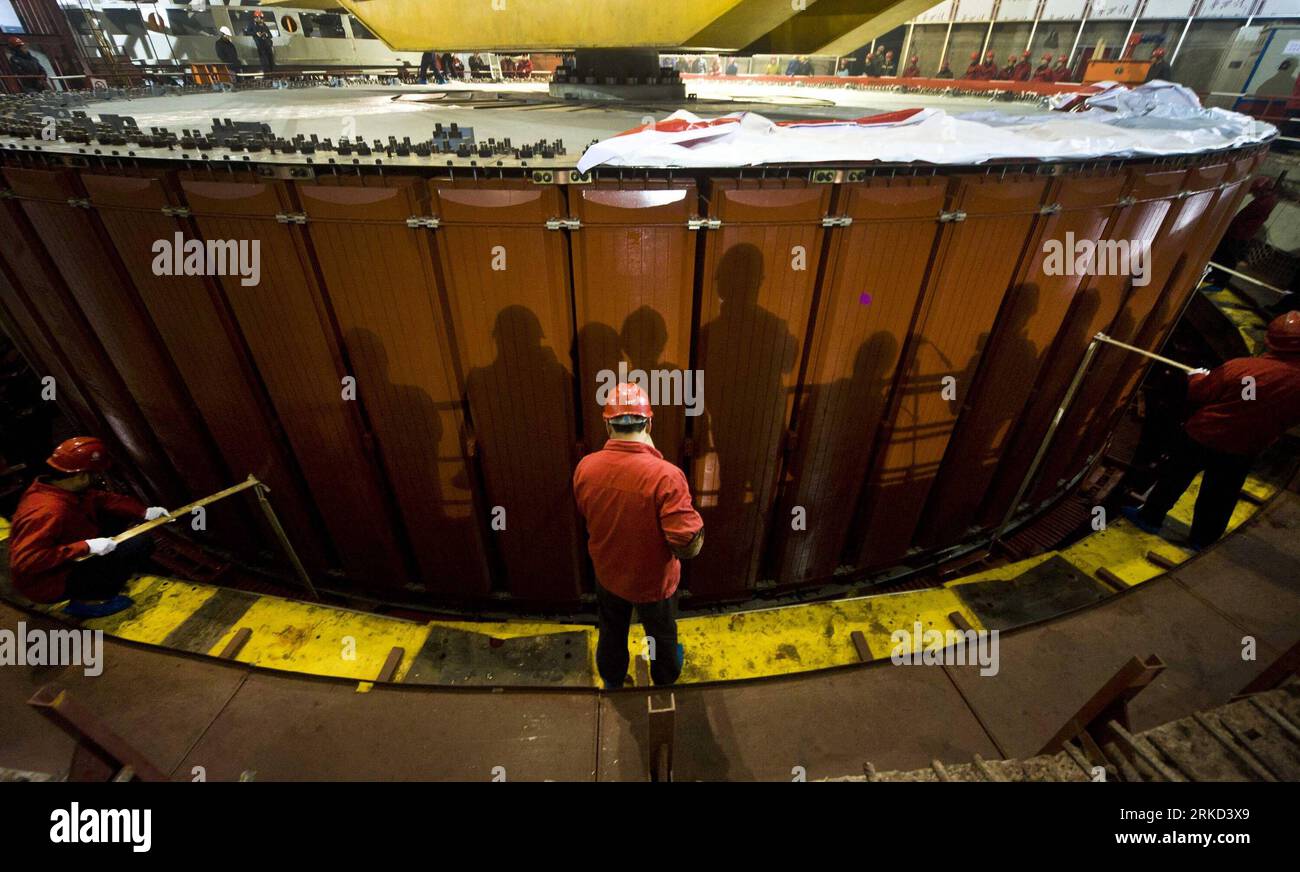 Rotor installation hi-res stock photography and images - Alamy