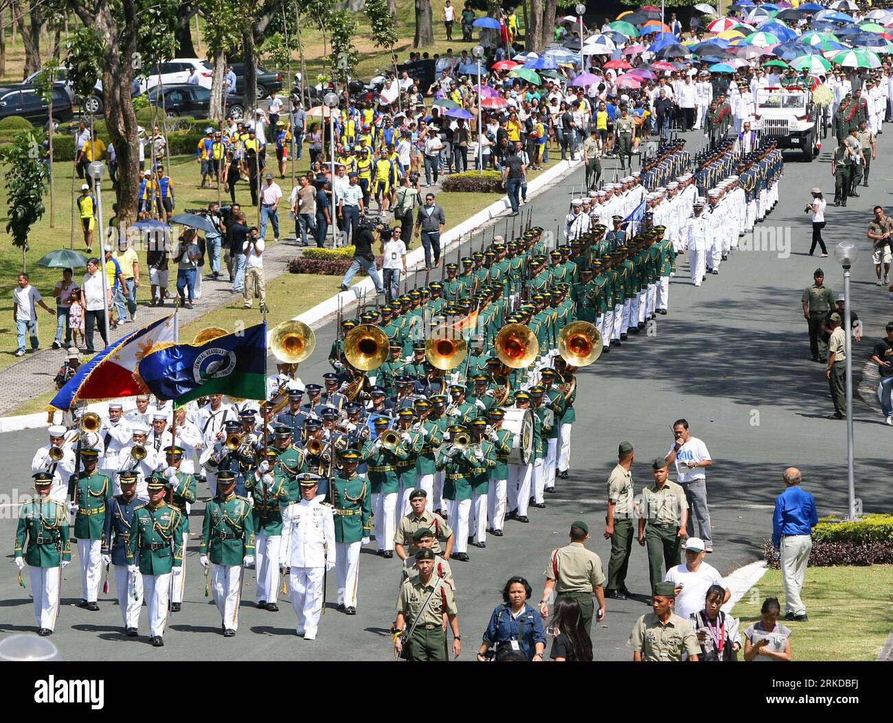 Bildnummer: 54902229 Datum: 13.02.2011 Copyright: imago/Xinhua (110213 ...
