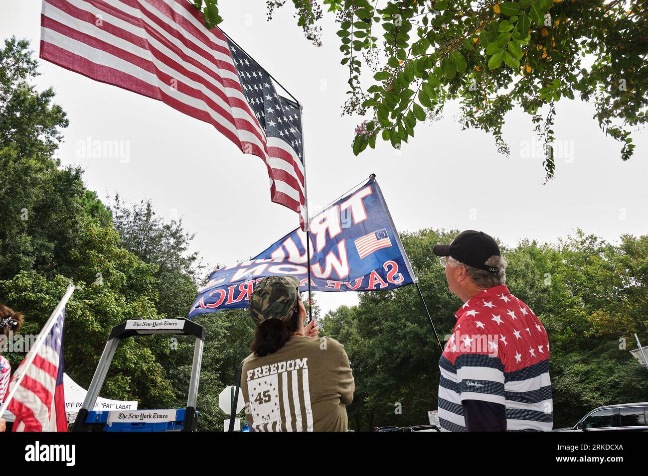 Atlanta, United States. 24th Aug, 2023. Trump supporters gather outside Fulton County Jail in Atlanta, GA, USA where he is expected to surrender at the jail this afternoon and will have his mug shot taken for the first time on Thursday, August 24, 2023 in Atlanta, GA, USA. Photo by Carlos Escalona/CNP/ABACAPRESS.COM Credit: Abaca Press/Alamy Live News Stock Photo