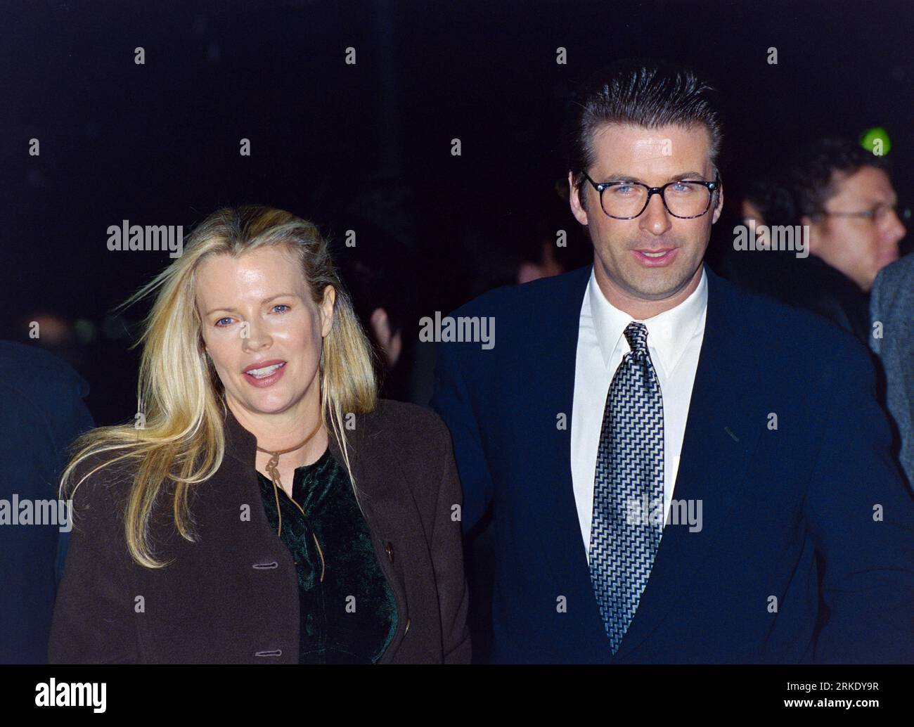 LOS ANGELES, CA. January 29, 1996: Kim Basinger \u0026 Alec Baldwin at the  premiere of ÒThe JurorÓ at the Cineplex Odeon Cinema, Century City Picture:  Paul Smith / Featureflash Stock Photo - Alamy, image size:1300x1034