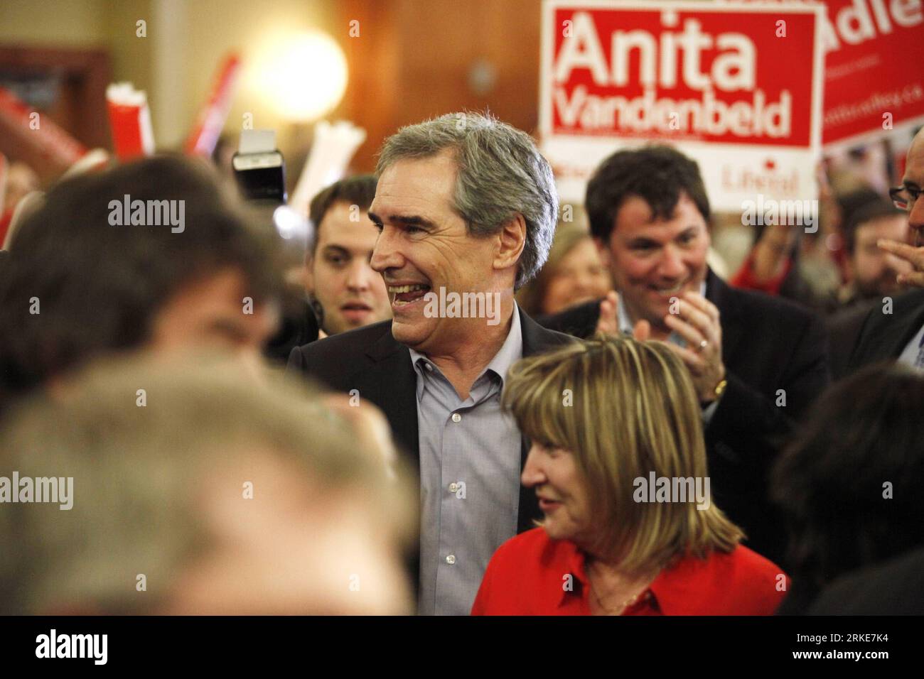 Bildnummer: 55091989  Datum: 26.03.2011  Copyright: imago/Xinhua (110327) -- OTTAWA, March 27, 2011 (Xinhua) -- Canada s Liberal Party leader Michael Ignatieff launches his campaign in Ottawa, Canada, March 26, 2011. Canada s political party leaders kicked off their campaigns for the 41st general election Saturday after the Canadian House of Commons passed a non-confidence motion defeating the Conservative government led by Prime Minister Stephen Harper for contempt of Parliament. (Xinhua/David Kawai) (lyx) CANADA-GENERAL ELECTION-PARTY LEADERS-CAMPAIGN PUBLICATIONxNOTxINxCHN People Politik Wa Stock Photo