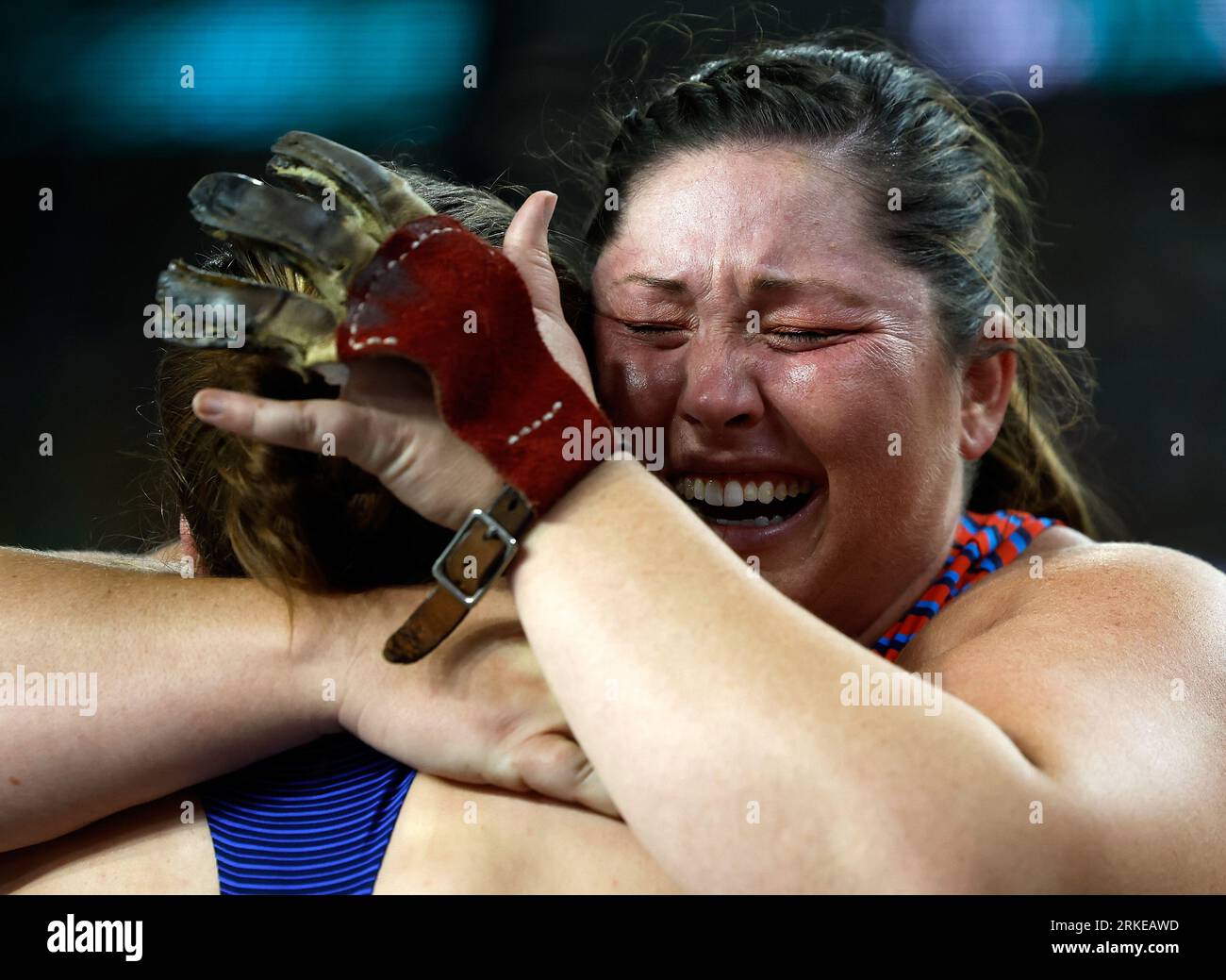 Budapest, Hungary. 24th Aug, 2023. DeAnna Price (R) of the United