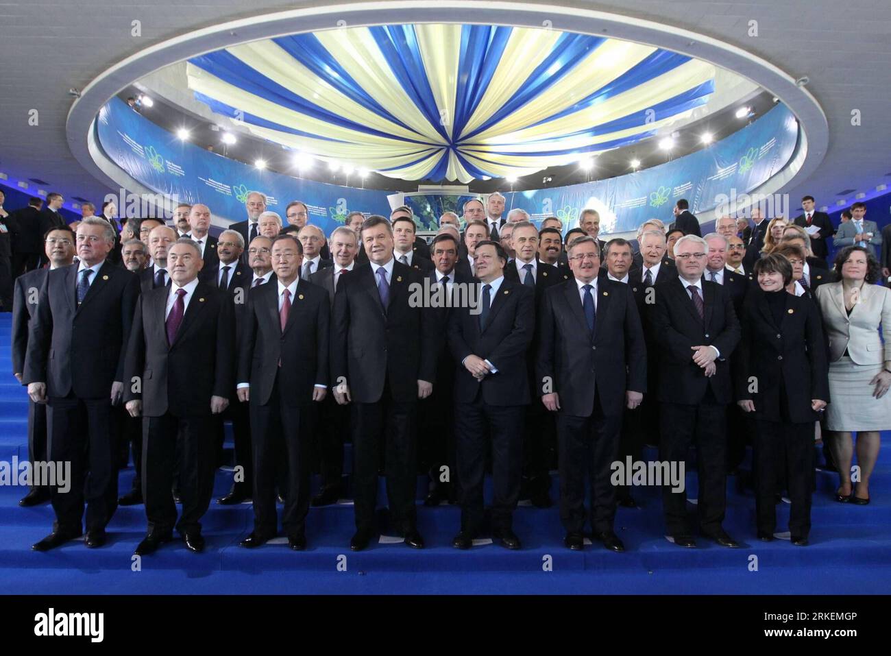 Bildnummer: 55274526  Datum: 19.04.2011  Copyright: imago/Xinhua (110419) -- KIEV, April 19, 2011 (Xinhua) -- Representatives from various nations and areas pose for a family photo during the Kiev Summit on safe and innovative use of nuclear energy in Kiev, capital of Ukraine, April 19, 2011. (Xinhua/Lu Jinbo) (lyi) UKRAINE-KIEV-NUCLEAR-SUMIT PUBLICATIONxNOTxINxCHN Politik People Atomenergie Tschernobylkonferenz Konferenz atomare Sicherheit kbdig xub 2011 quer premiumd     Bildnummer 55274526 Date 19 04 2011 Copyright Imago XINHUA  Kiev April 19 2011 XINHUA Representatives from Various Nations Stock Photo
