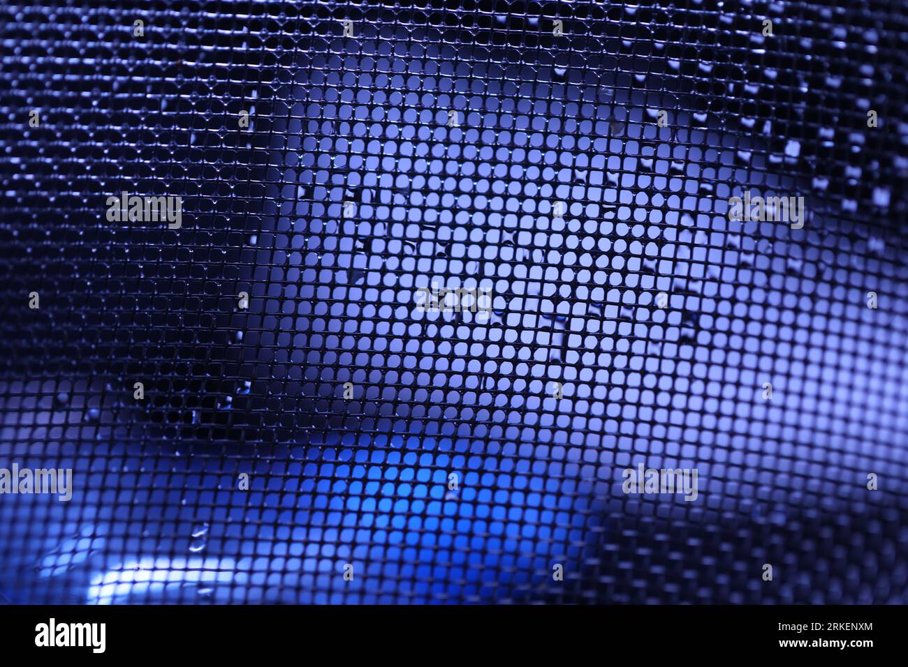Metal mesh divider hi-res stock photography and images - Alamy