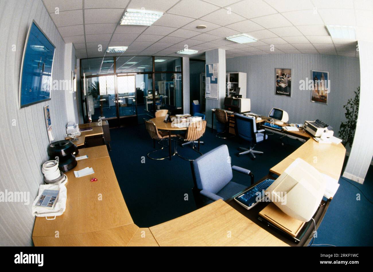 Jeddah Saudi Arabia Chamber Of Commerce Empty Office Data General