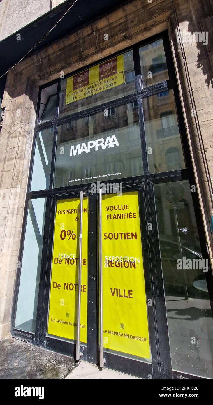 Budgetary reductions cause closure of the MAPRAA, House of the artists