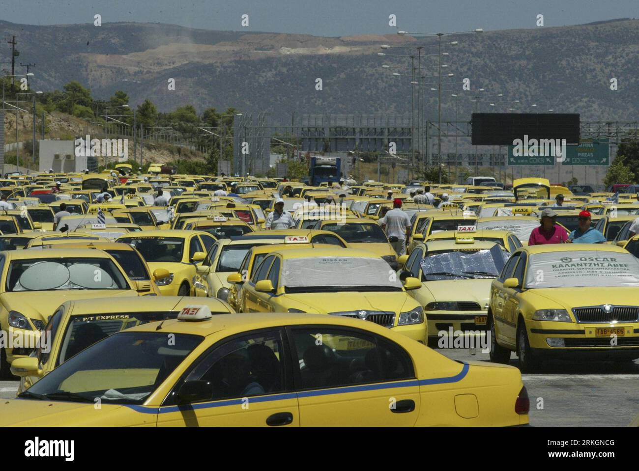 Taxi driver strike hi-res stock photography and images - Alamy