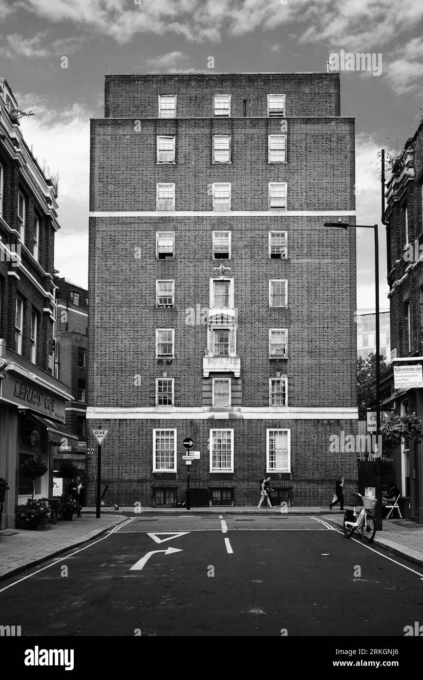St. mary's hospital paddington Black and White Stock Photos & Images