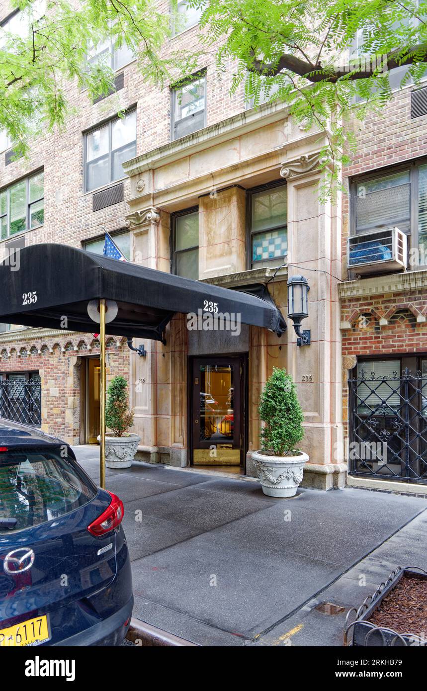 235 east 73rd st hires stock photography and images Alamy