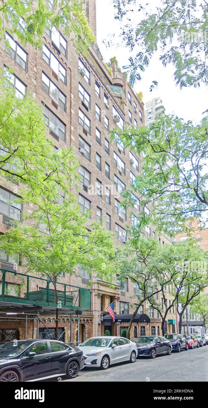 235 East 73rd Street is one of six Emery Rothdesigned apartment