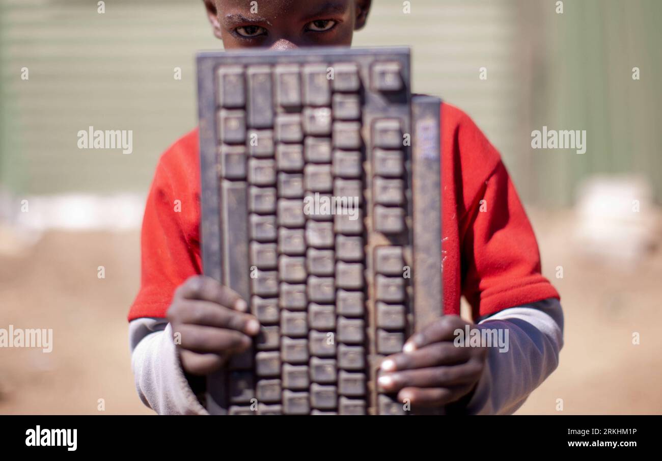 Surviving africans hi-res stock photography and images - Alamy
