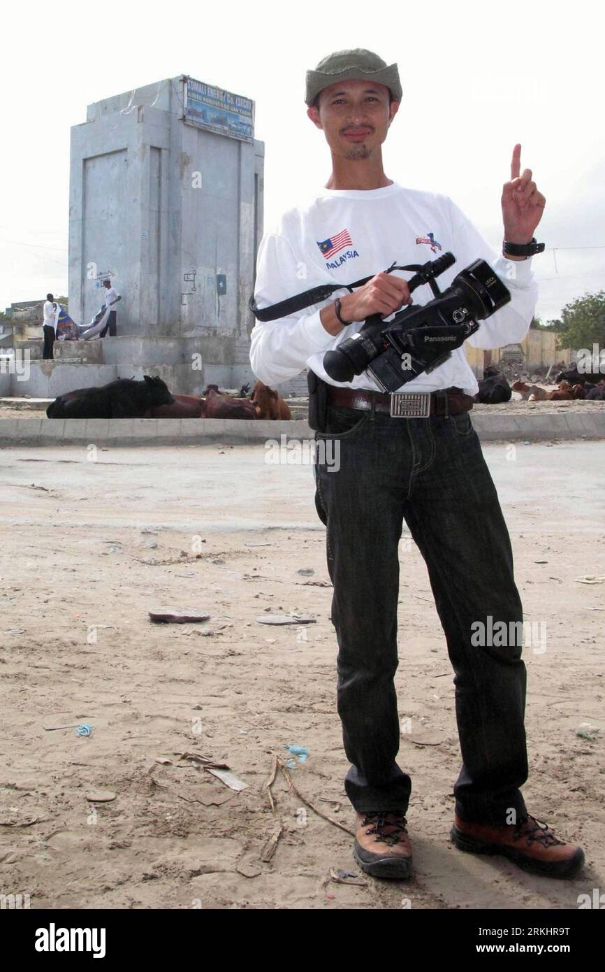 【楽天最安値に挑戦】 Cameraman tv television hi-res stock photography and images ポップス/ロック(邦楽)