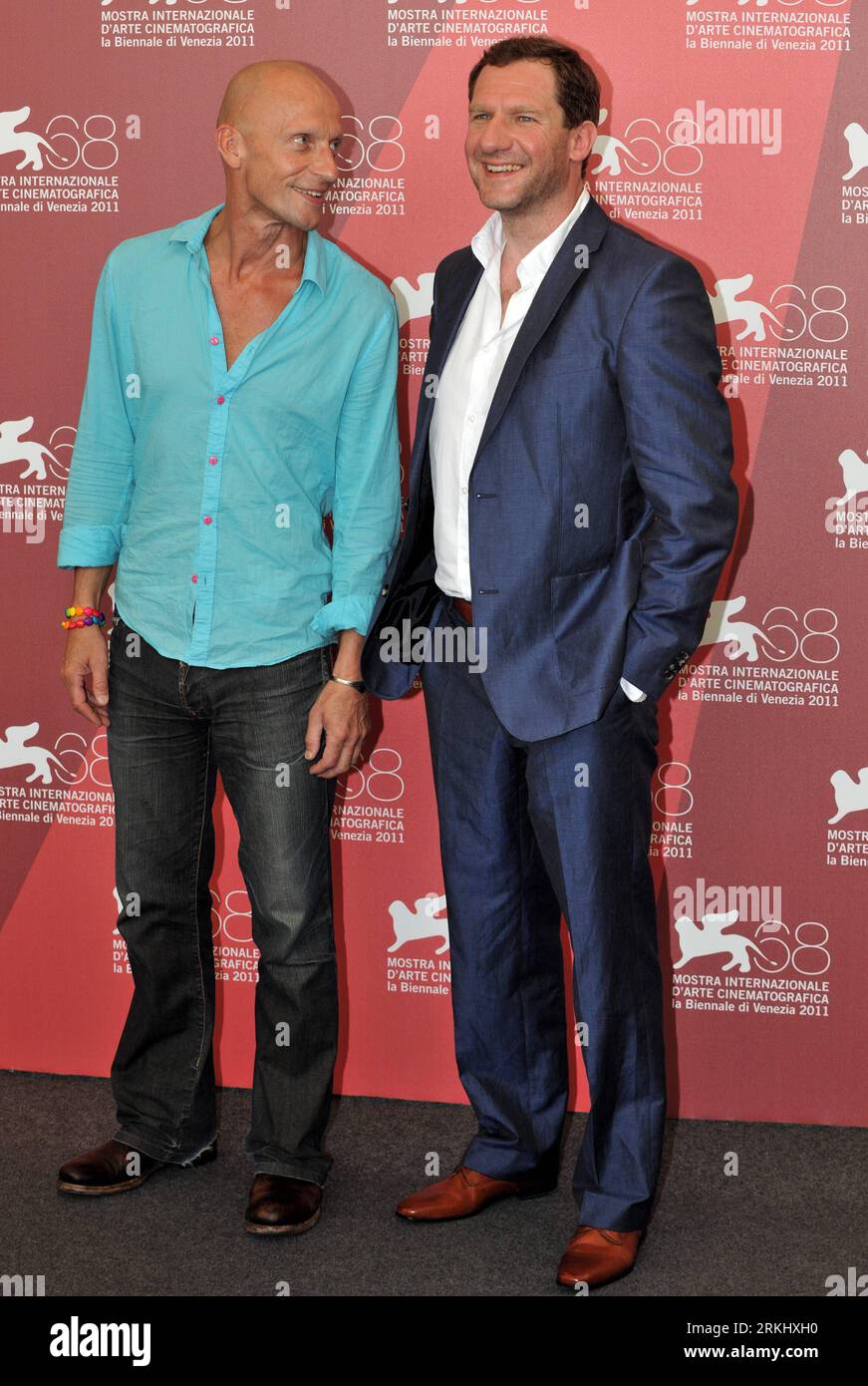 Bildnummer: 55927020  Datum: 08.09.2011  Copyright: imago/Xinhua (110908) -- VENICE, Sept. 8, 2011 (Xinhua) -- Actors Johannes Zeiler (R) and Anton Adasinsky, pose during the photo-call for the film Faust at the 68th Venice International Film Festival in Venice, Italy, Sept. 8, 2011. (Xinhua/Wang Qingqin) (zcc) ITALY-VENICE-FILM FESTIVAL- FAUST PUBLICATIONxNOTxINxCHN People Entertainment Kultur Film 68 Internationale Filmfestspiele Venedig Photocall x0x xst premiumd 2011 hoch      55927020 Date 08 09 2011 Copyright Imago XINHUA  Venice Sept 8 2011 XINHUA Actors John Zeiler r and Anton Adasinsk Stock Photo