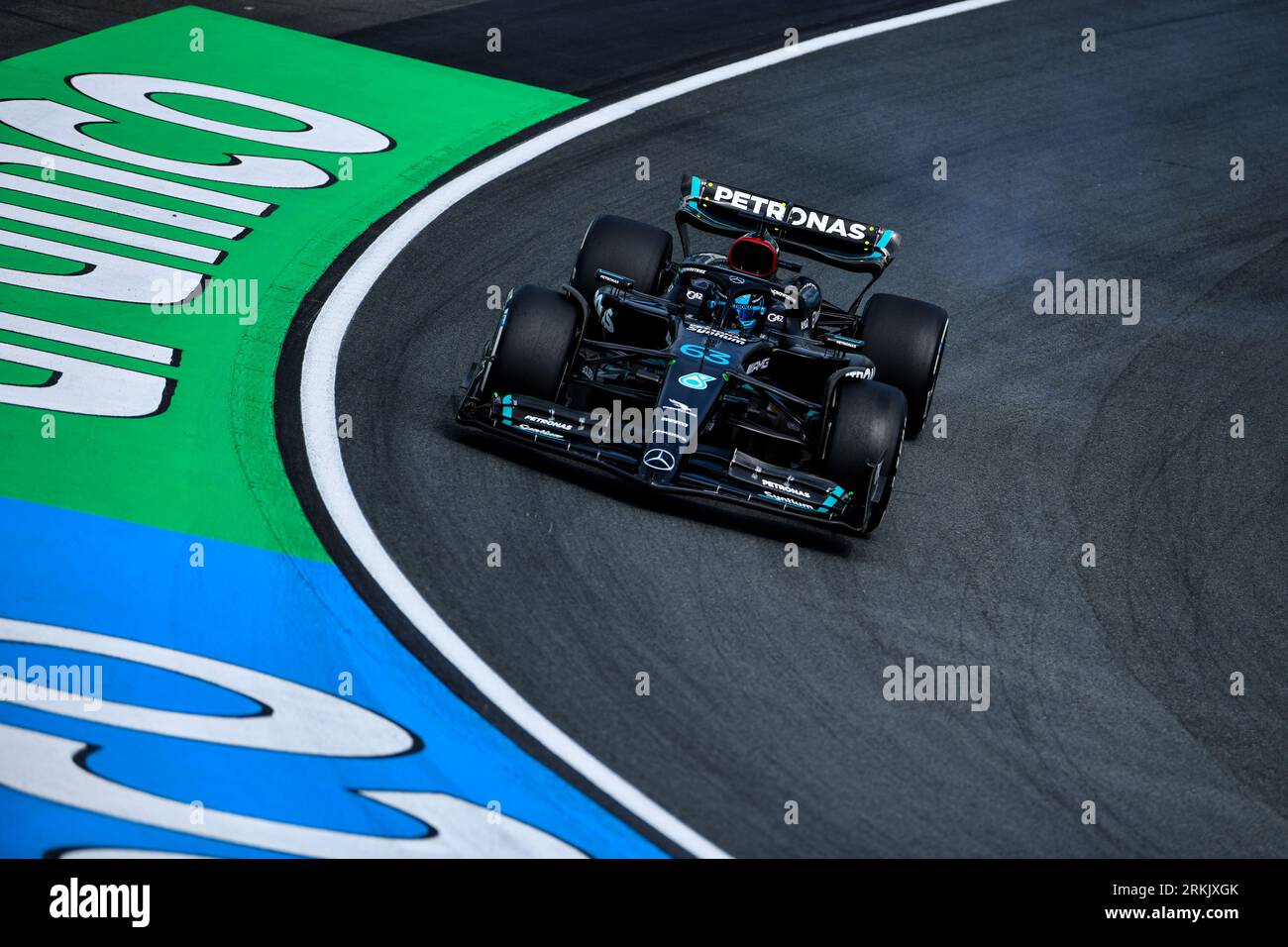 Zandvoort, Mezzolombardo, The Netherlands. 25th Aug, 2023. GEORGE RUSSEL of Great Britain and Mercedes-AMG F1 Team drives during practice of the 2023 FIA Formula 1 Dutch Grand Prix at Circuit Zandvoort in Zandvoort, The Netherlands. (Credit Image: © Daisy Facinelli/ZUMA Press Wire) EDITORIAL USAGE ONLY! Not for Commercial USAGE! Credit: ZUMA Press, Inc./Alamy Live News Stock Photo