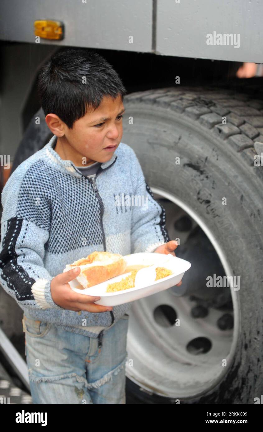 Van earthquake turkey hi-res stock photography and images - Page 5 - Alamy, image size:845x1390