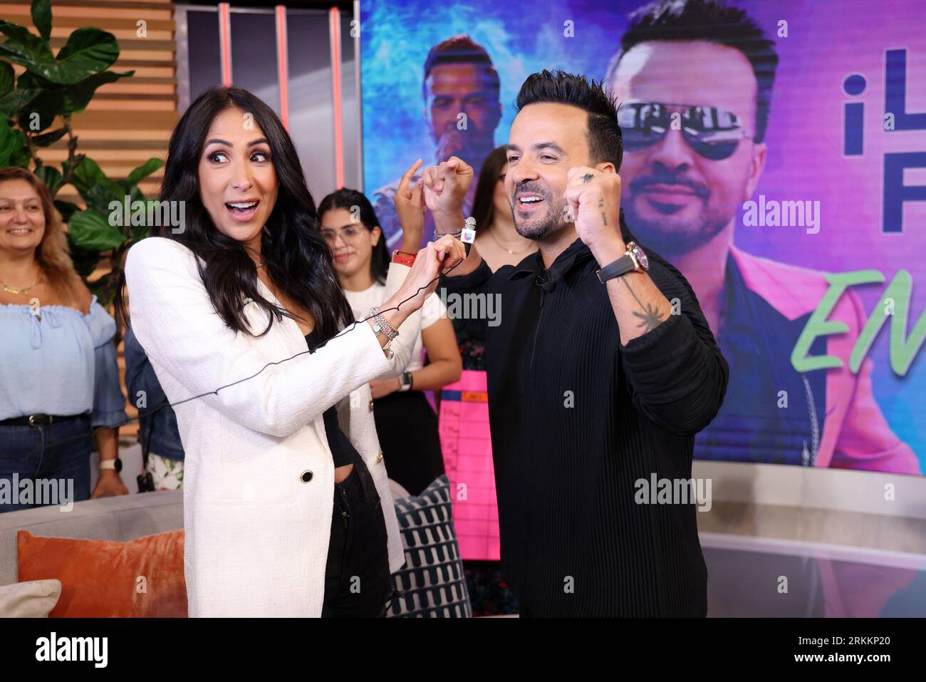 Miami, United States Of America. 25th Aug, 2023. DORAL, FL-AUG 25: Cynthia Urias and Luis Fonsi are seen during Univision “Despierta America” on August 25, 2023 in Doral, Florida. (Photo by Alberto E. Tamargo/Sipa USA) Credit: Sipa USA/Alamy Live News Stock Photo