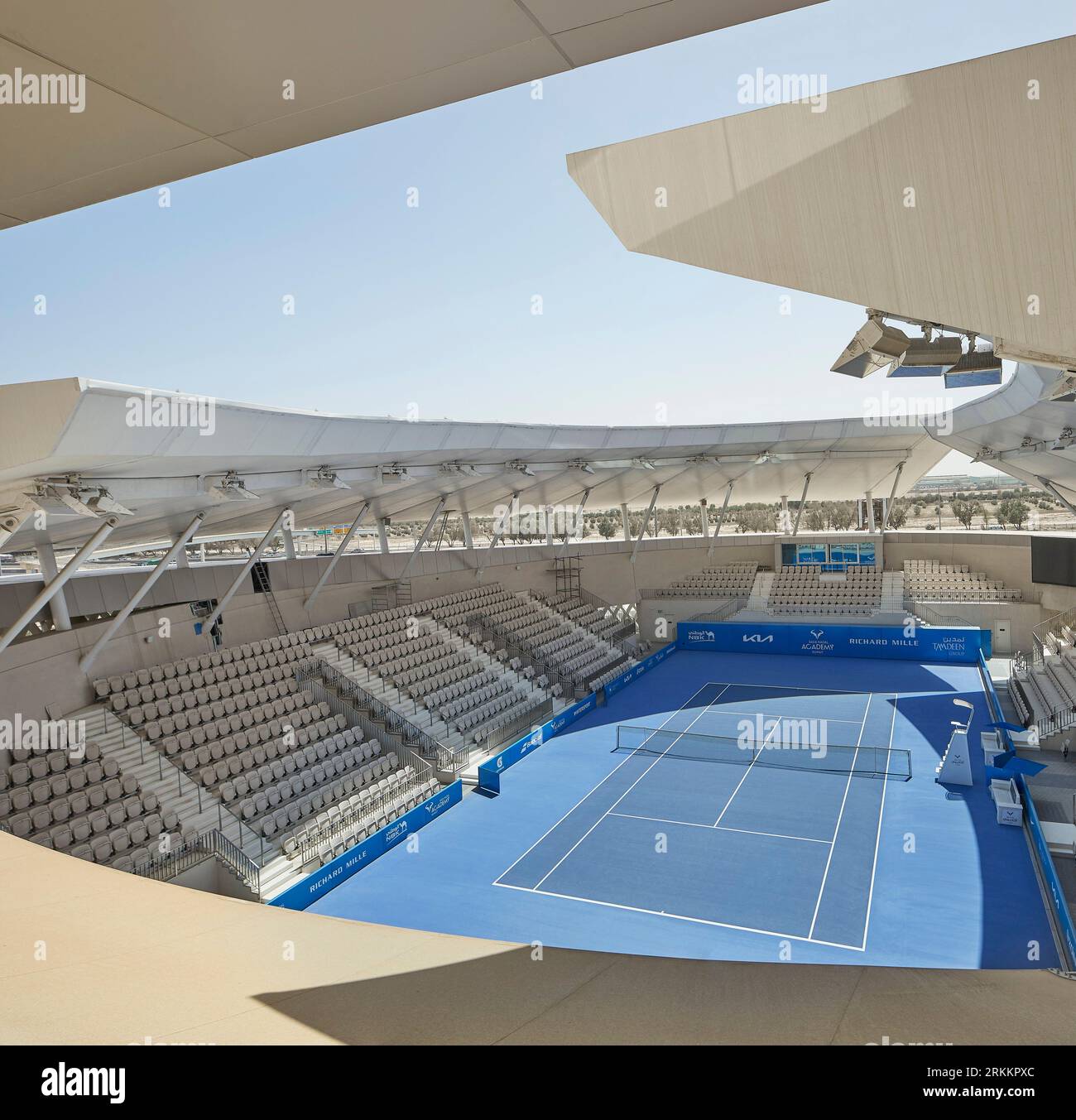 Open air tennis court. 360 Mall, Kuweit City, Kuwait. Architect CRTKL