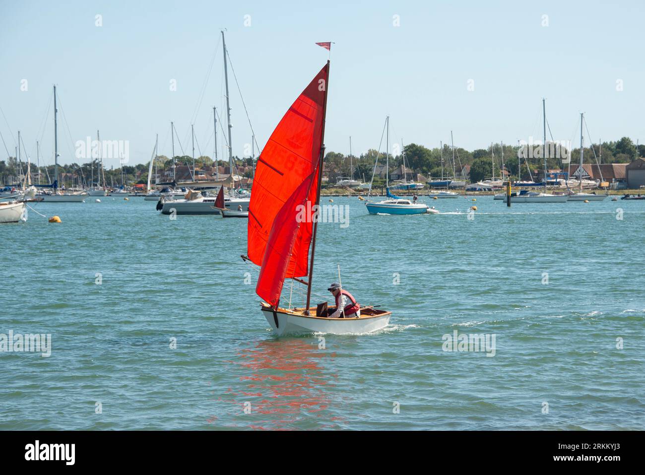 Mirror Dinghy sailing in Chichester Harbour, UK Stock Photo