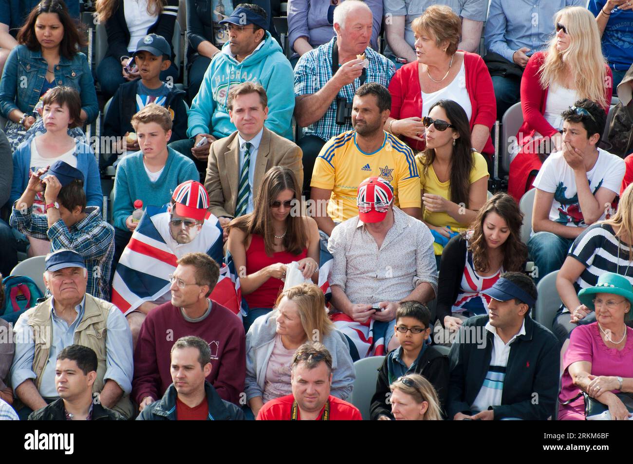 Archery olympics 2012 hi-res stock photography and images - Alamy