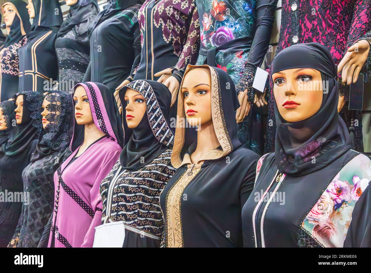 Cairo, Egypt, Africa. Mannequins in head scarves, or hijabs Stock Photo Alamy