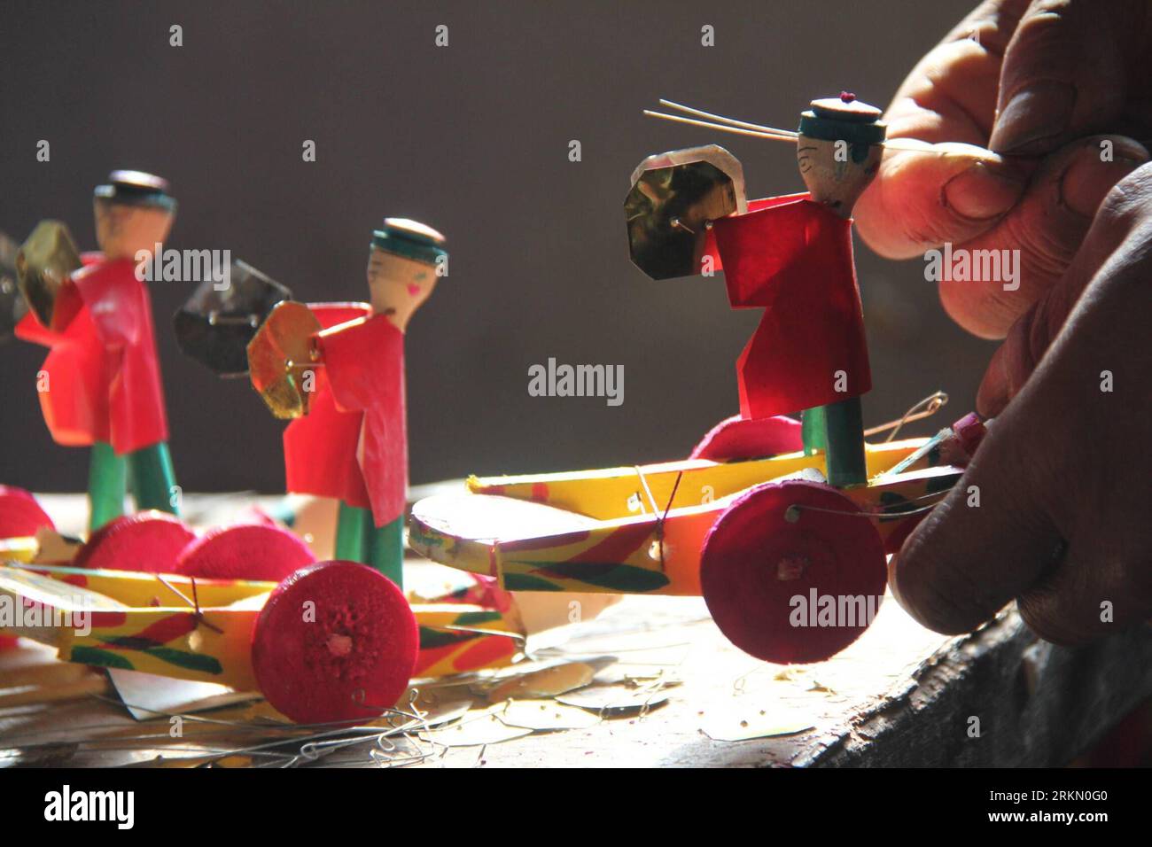 Mechanical linkage hires stock photography and images Alamy