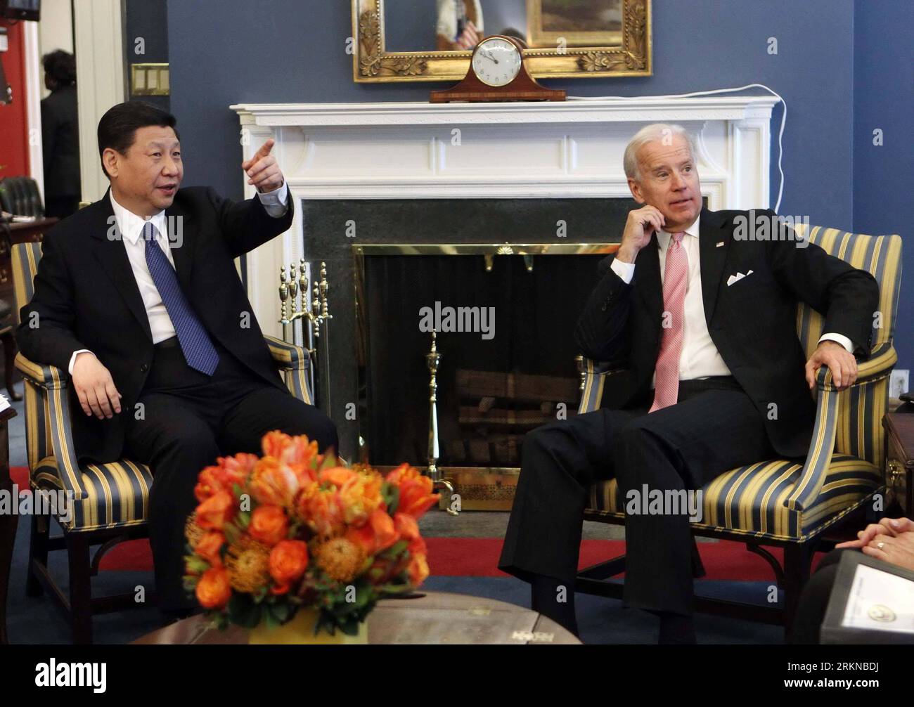 120214 -- WASHINGTON, Feb. 14, 2012 Xinhua -- Chinese Vice President Xi Jinping L holds talks with his U.S. counterpart Joe Biden at the White House in Washington, the United States, Feb. 14, 2012. Xinhua/Lan Hongguang ljh U.S.-CHINA-XI JINPING-BIDEN-MEETING PUBLICATIONxNOTxINxCHN Stock Photo