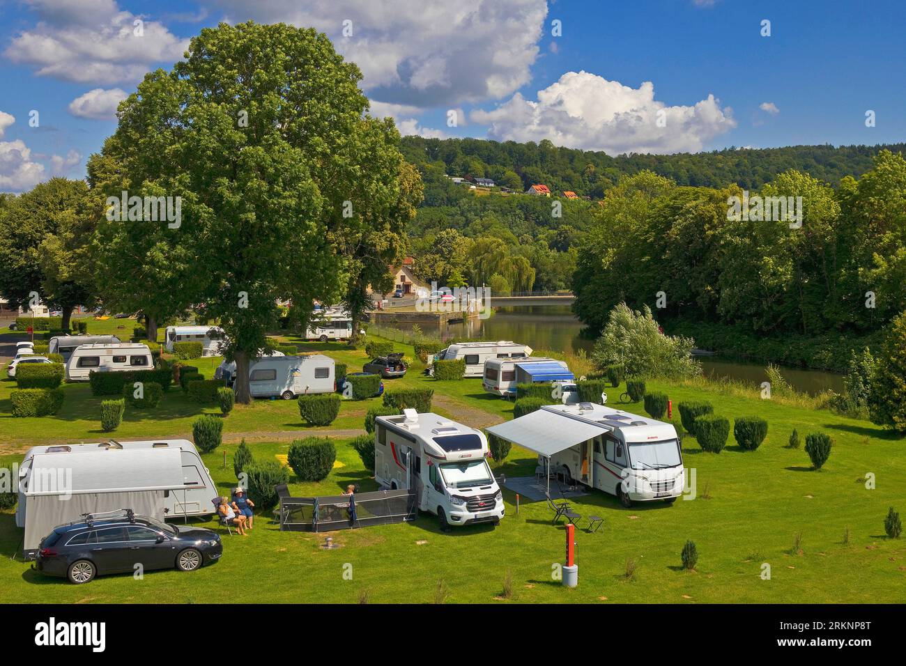 River side camping hi-res stock photography and images - Alamy