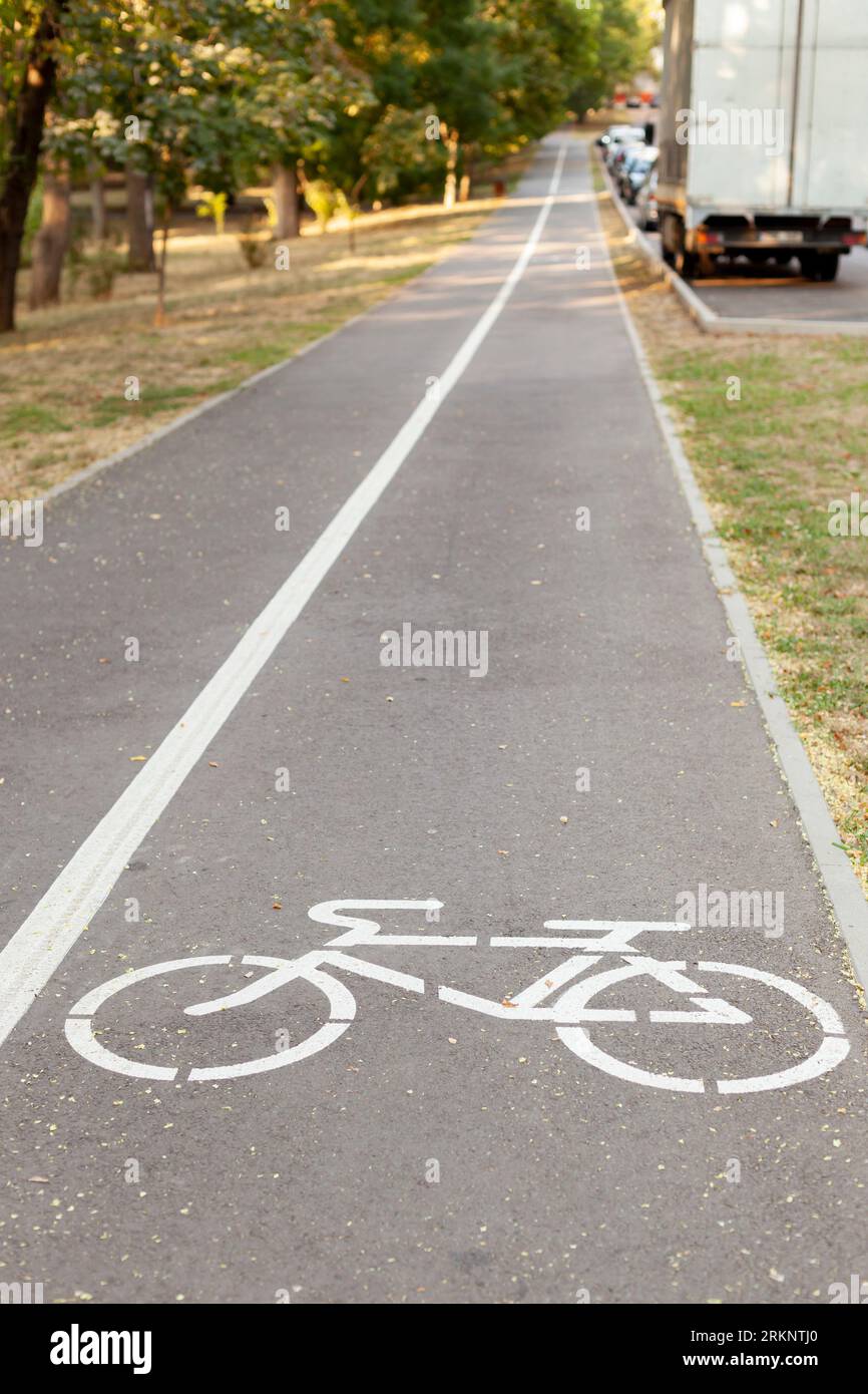 cycle lane marked with solid white line