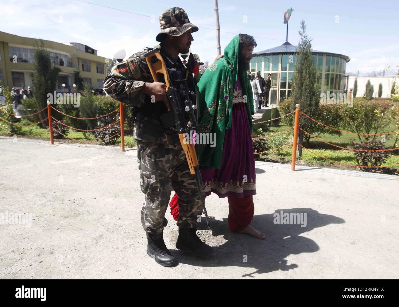 Afghan women afghanistan hi-res stock photography and images